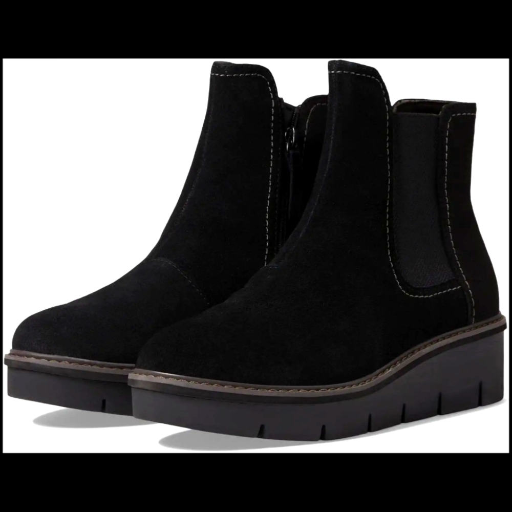 Clarks Airbell Move Black Suede Boot NIB